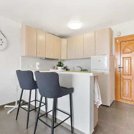 Vinamar By Interhome *